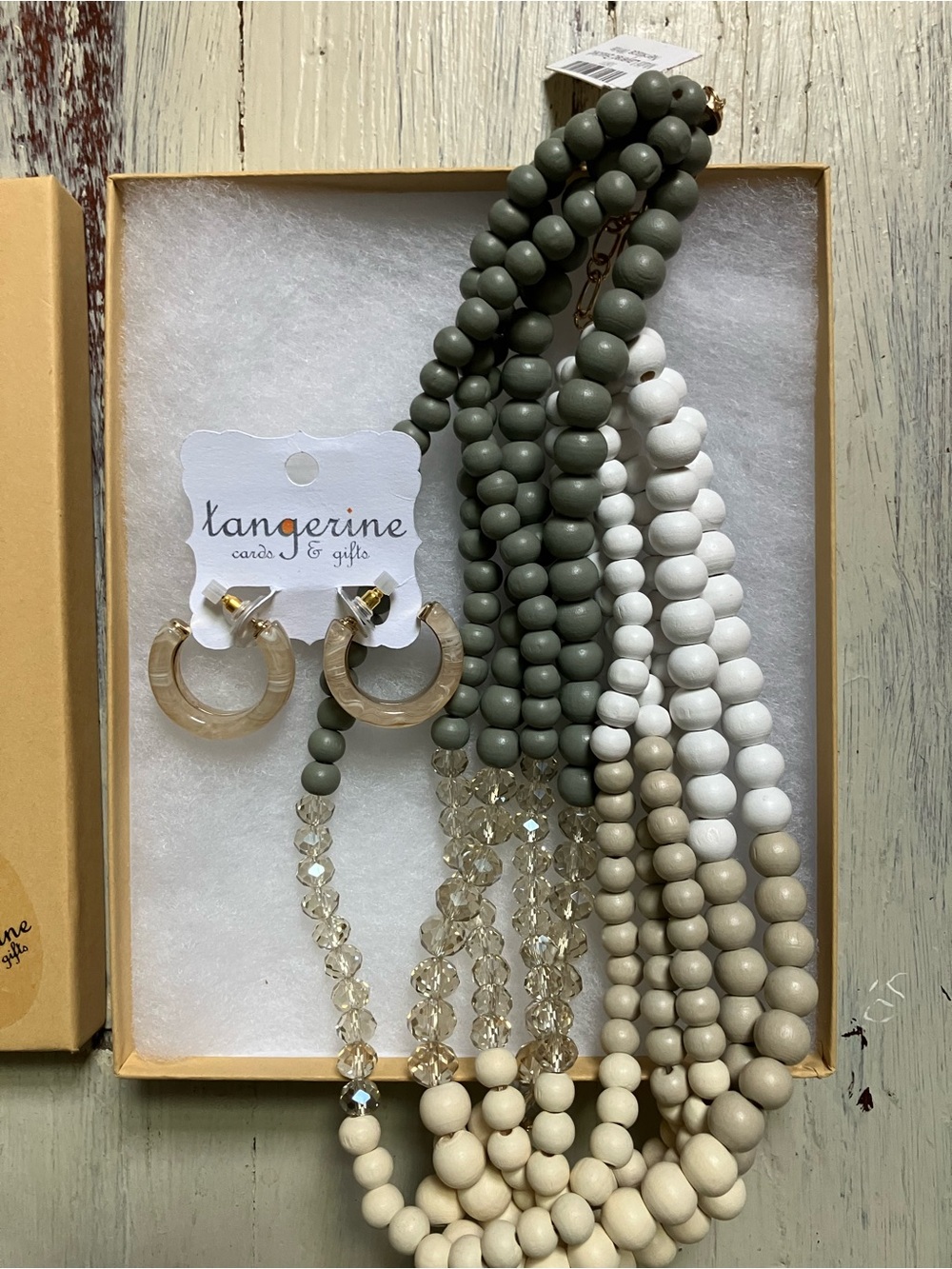 NWT Tangerine Olive, White and Cream Layered Beaded Gift Set with Resin Earrings